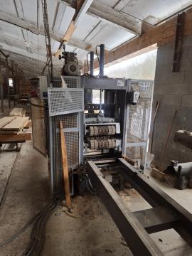 Gangsaw Trak-met PRU 570/8 |  Sawmill machinery | Woodworking machinery | Drekos Made s.r.o